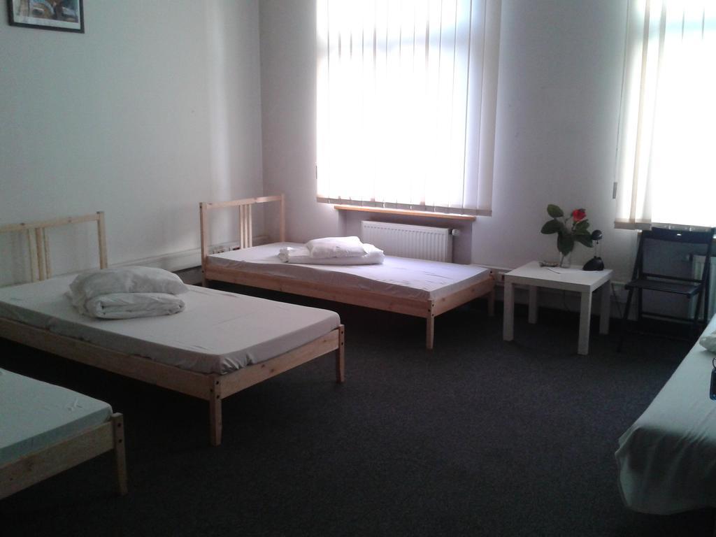 Hostel Kamienica Rynek 7 Katowice Room photo