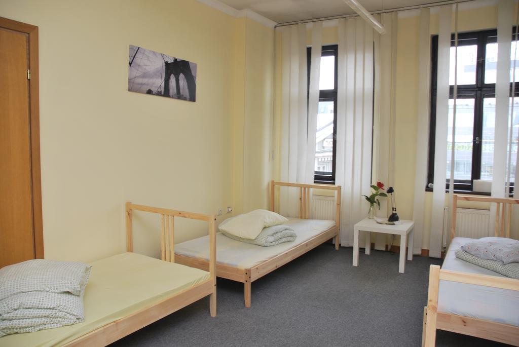 Hostel Kamienica Rynek 7 Katowice Room photo